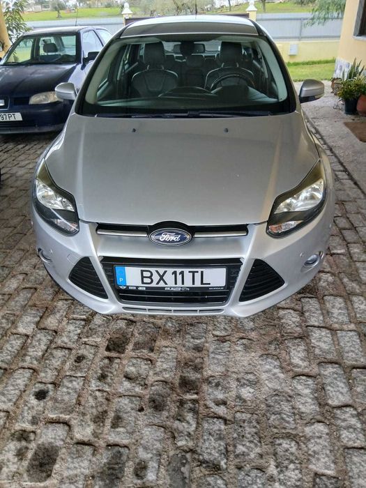 vendo  carrinha ford focus em muito bom estado