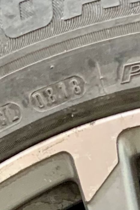 Обмен 18 диски с резиной БМВ на 19 диски с резиной или продам