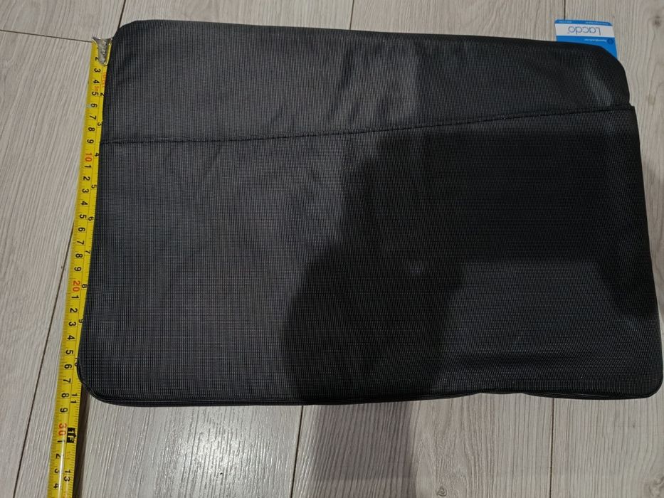 Nowa torba na laptopa