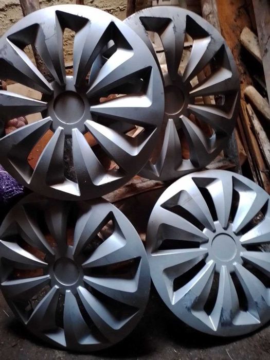 Продам резины 185\65\15 и 195\55\15 + Колпаки