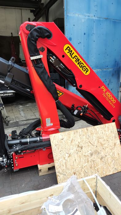 Самоскид з КМУ, самосвал, кран-маніпулятор, КМУ