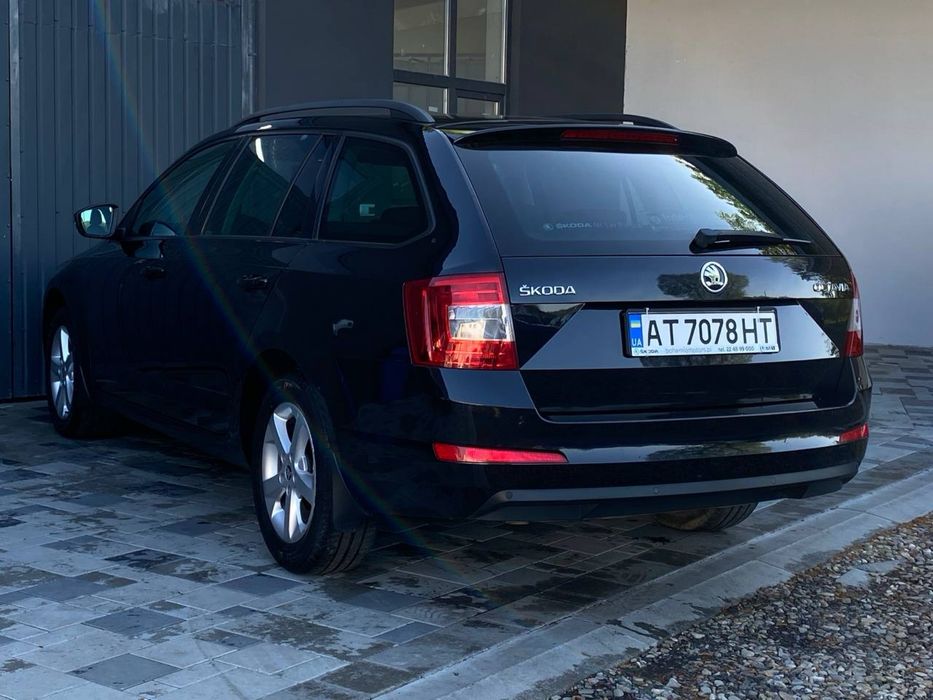 Автомобіль Skoda a7