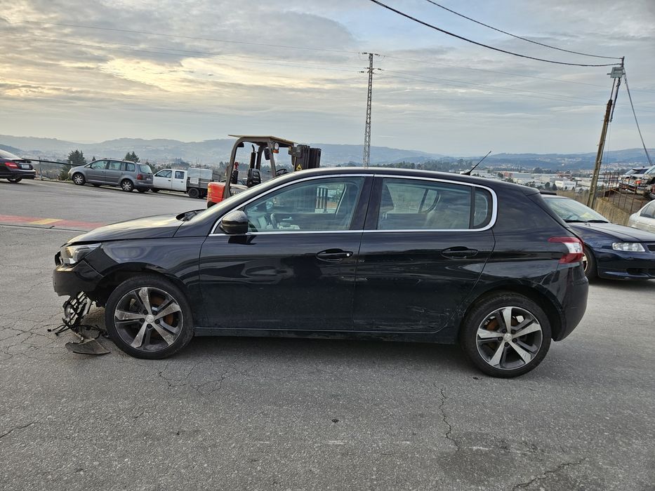 Peugeot 308 II 1.6 BlueHDi de 2016 para peças