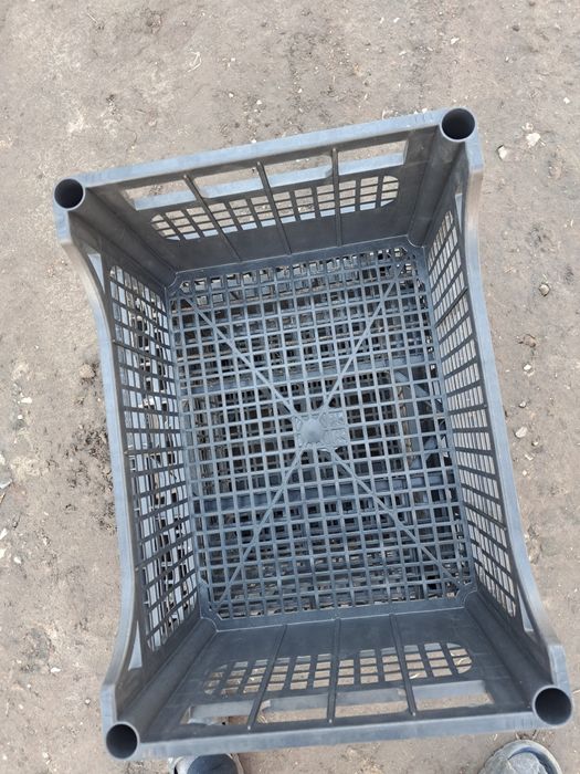 Skrzynki Plastikowe na Owoce,Warzywa Itp