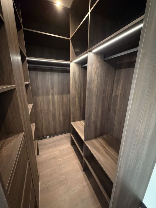 Продаж квартири з дизайнерським ремонтом Озерна