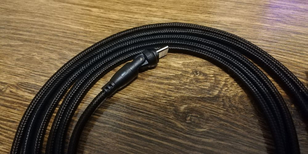 Kabel magnetyczny usb c + przejściówka na typ A  Długość 2 m.