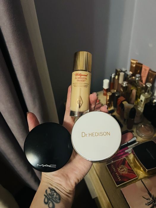 Лот косметики: Charlotte Tilbury dr. Hedison MAC