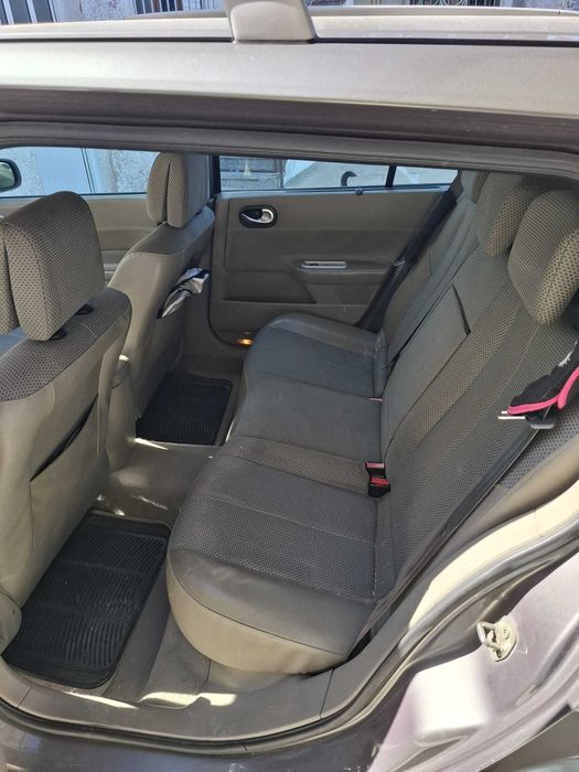 Renault megane  1.9 — photo 4