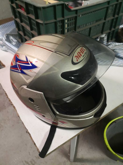 Capacete MHR Helmet