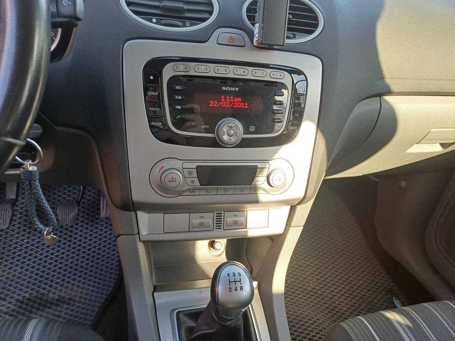 Автомобіль для сімї