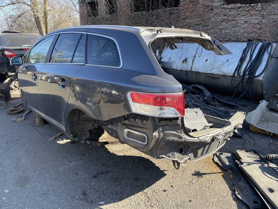Разборка тойота авенсис т27
