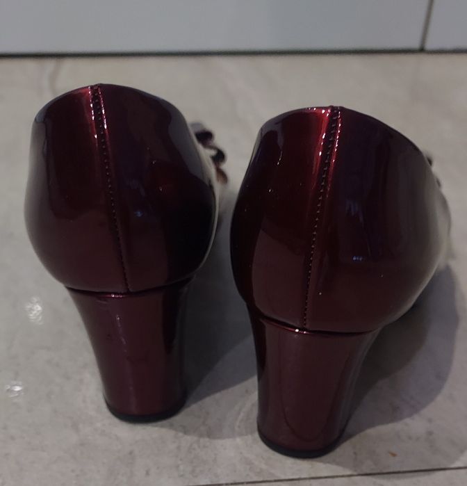 Buty na wyjście roz. 38