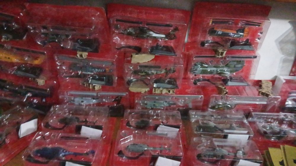 Colecao 48 Heitopito Guerra por 350 €