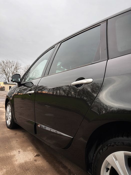 Renault Grand Scenic 2010