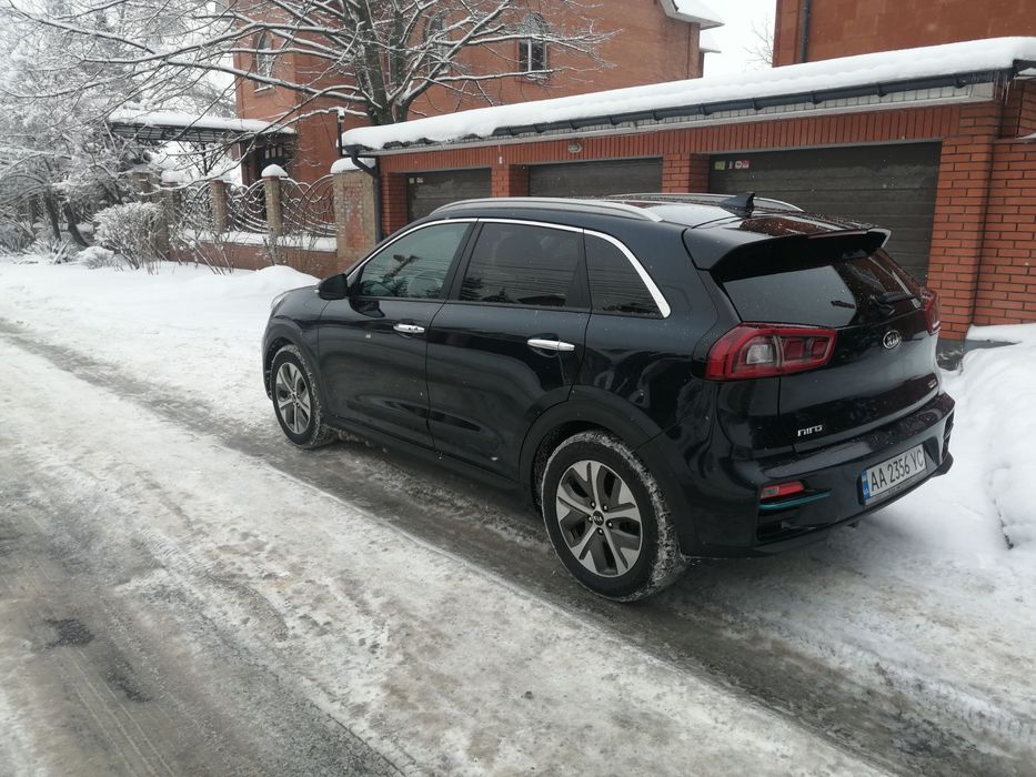 продам кіа Eniro