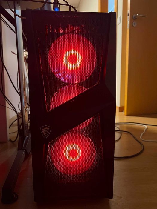 SETUP GAMING COMPLETO | Ryzen 7 | RX 5700 XT 8GB | Monitor AOC 144Hz + Extras