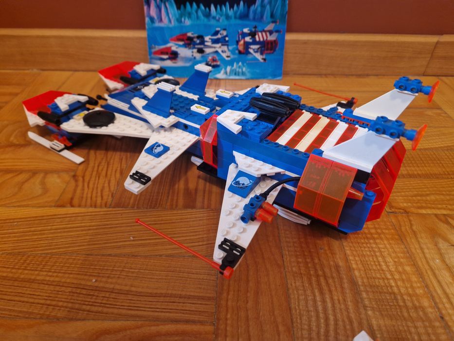 Lego 6973 ice planet system.