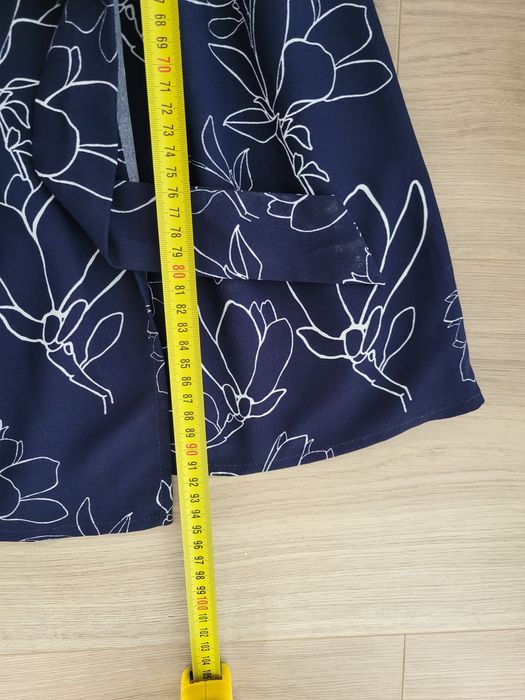 Sukienka kopertowa Mohito