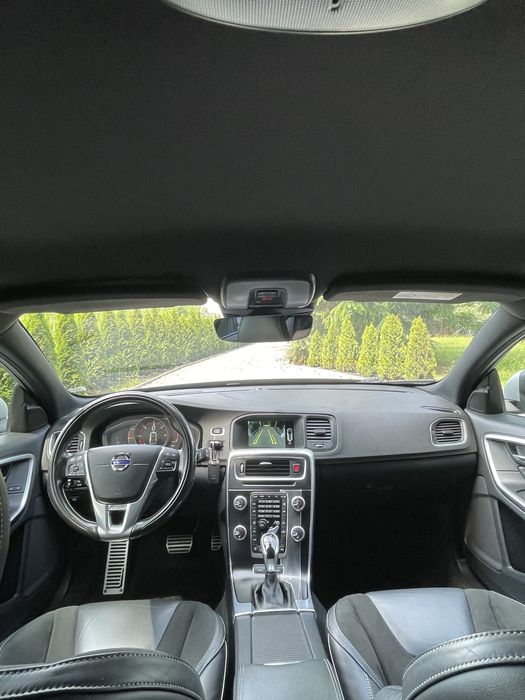 Volvo V60 R-desing 2.4 D5 4x4 Plug in hybrid Polestar,bogata wersja !