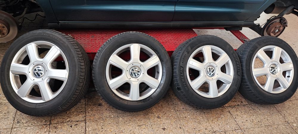 Vendo jantes originais VW 16