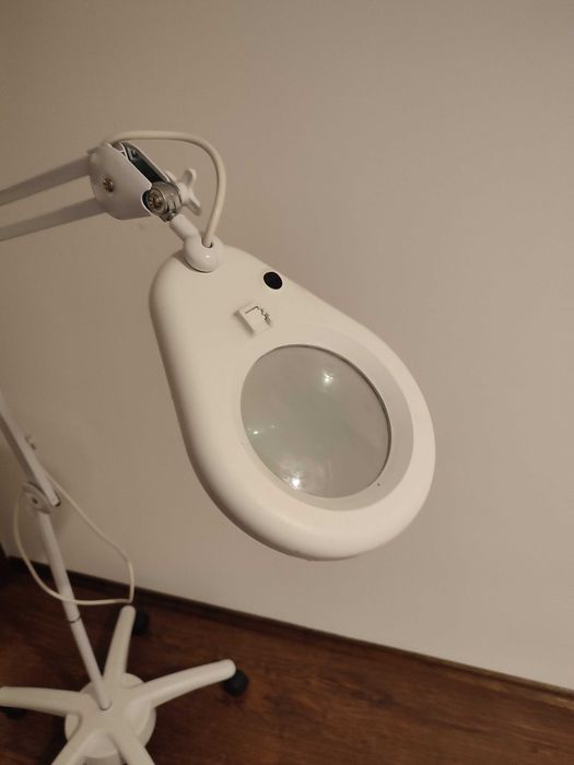 Lampa kosmetyczna lupa