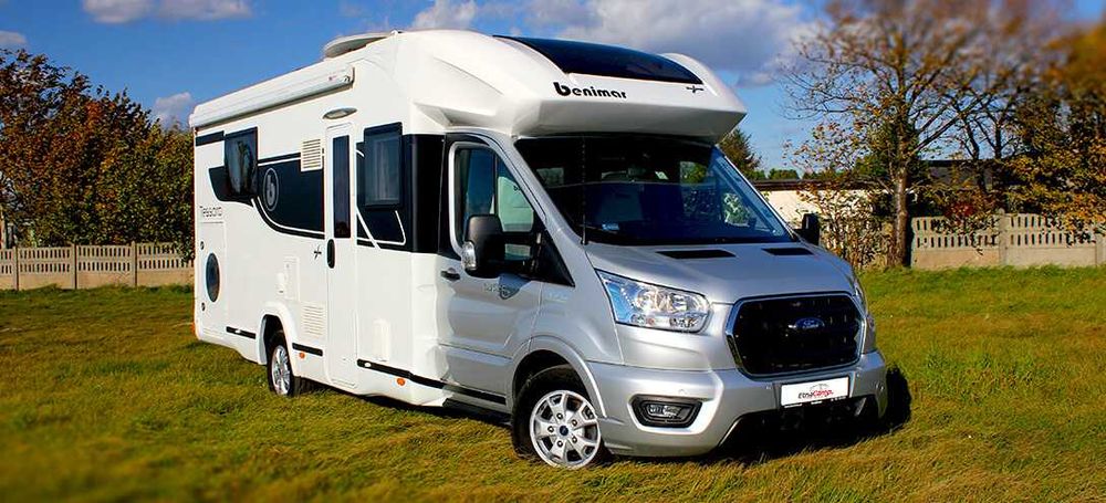 Ford Benimar Tessoro 496NK Wynajem kampera przyczepy kempingowej samochodu osobowego samochodu dostawczego busa osobowego przyczepy towarowej