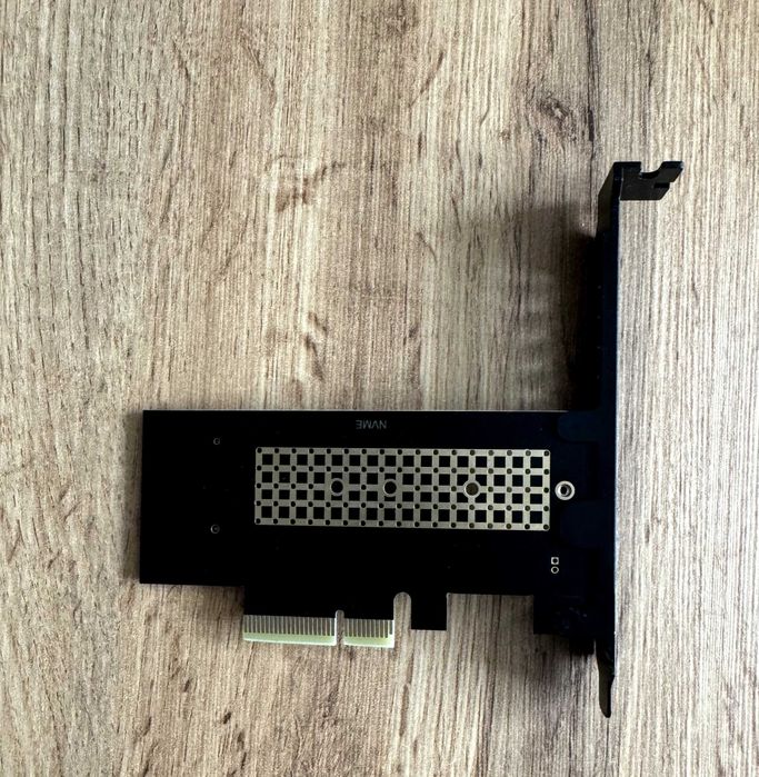 ADAPTER przejściówka karta PCIE 4.0 X4 DO M.2 NVME