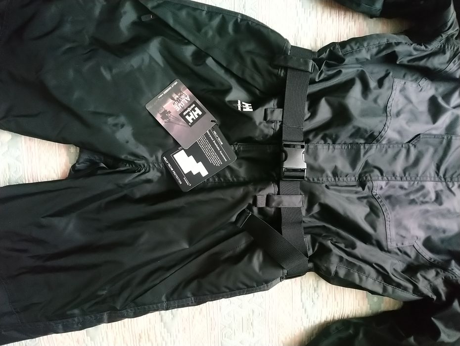 Новий утеплений комбінезон Helly Hansen M/L розмір