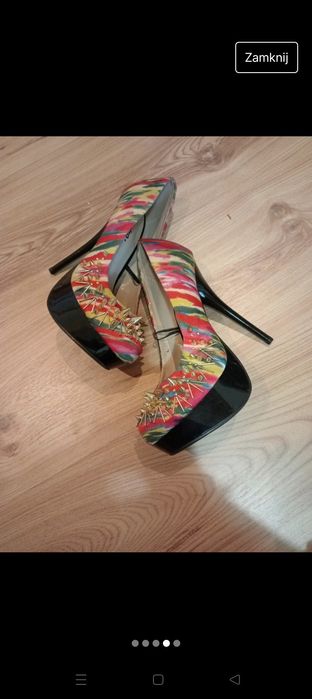 Buty kolorowe na obcasie