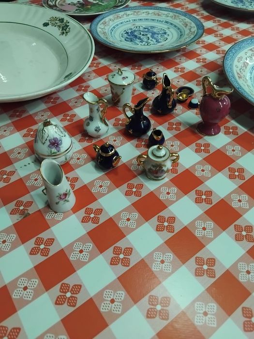 Ceramic tableware set433586314287534081