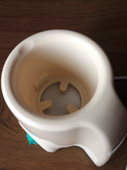 Aquecedor de biberão e boiões, da Bébé Confort