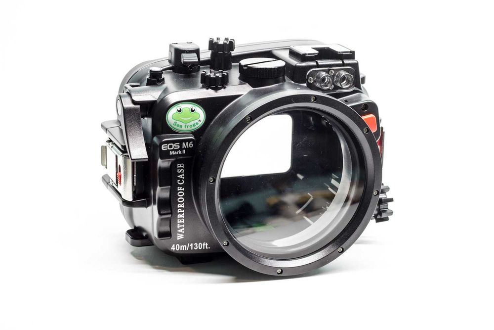 Canon M6 Mark II + caixa estanque Seafrogs + Acessórios