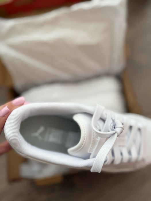 Нові! Puma кеди .