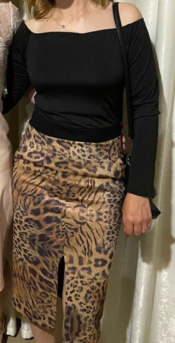 Продам сукню в гарному стані