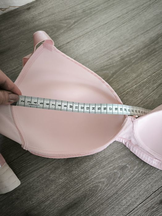 Бюстгальтер розовый 90е