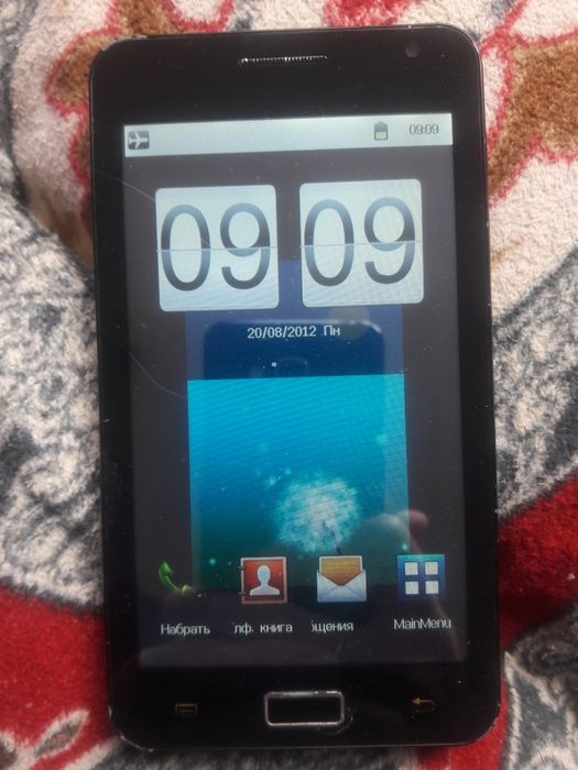 Самсунг GT-i9220