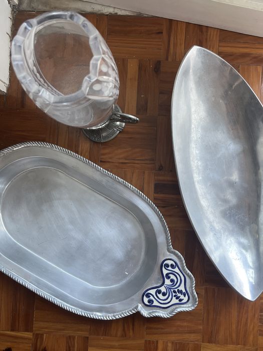 Tin Items510402337147473920
