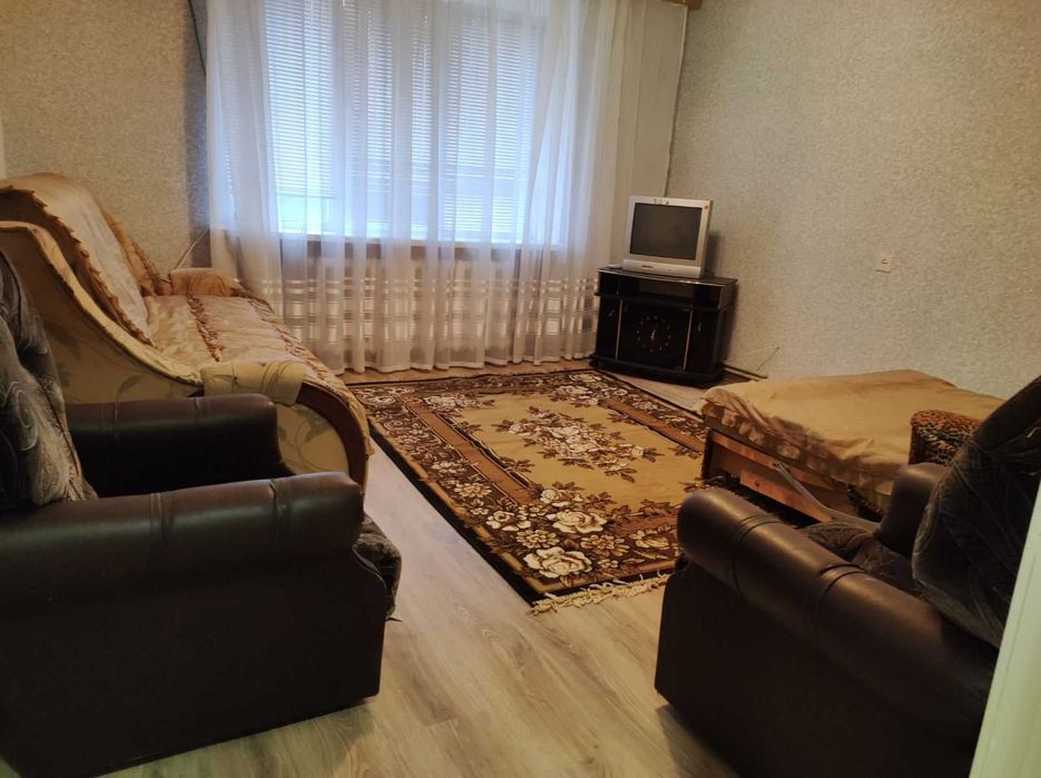 2-х кімнатна квартира в Центрі міста подобово