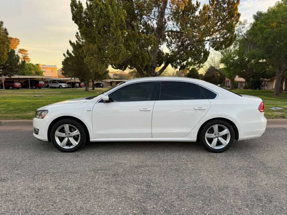 Volkswagen Passat      2015