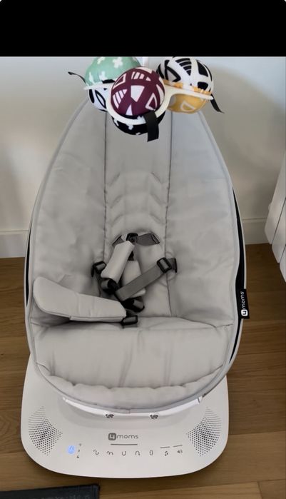 4 moms mamaroo 5