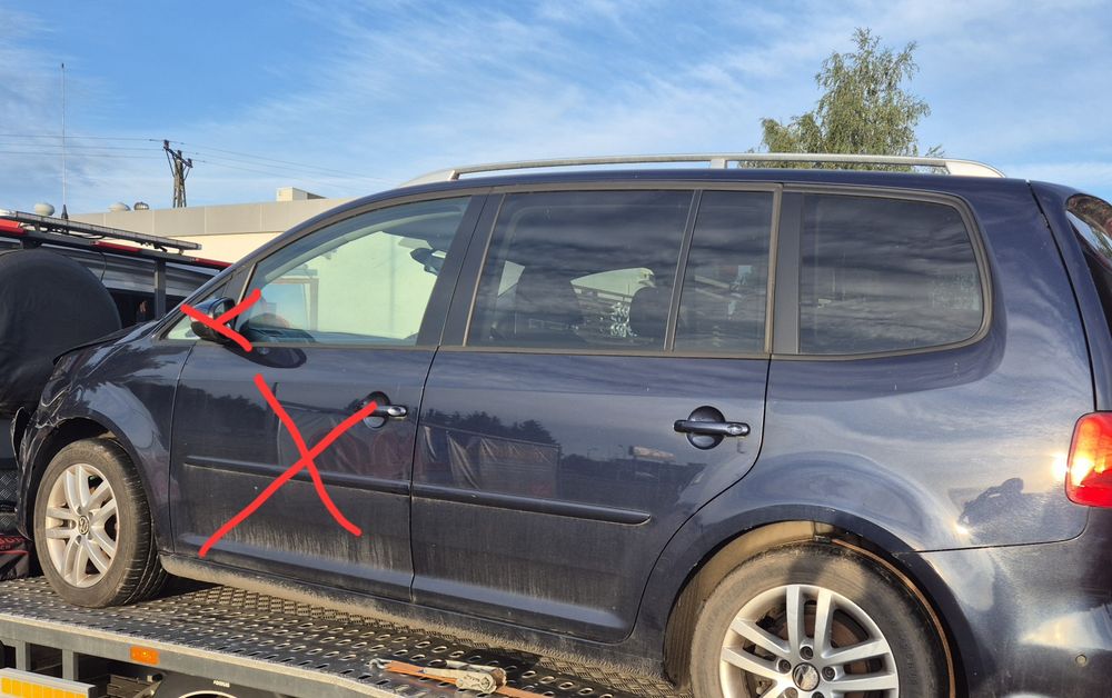 Volkswagen Touran II 2010/15 LH5X na części