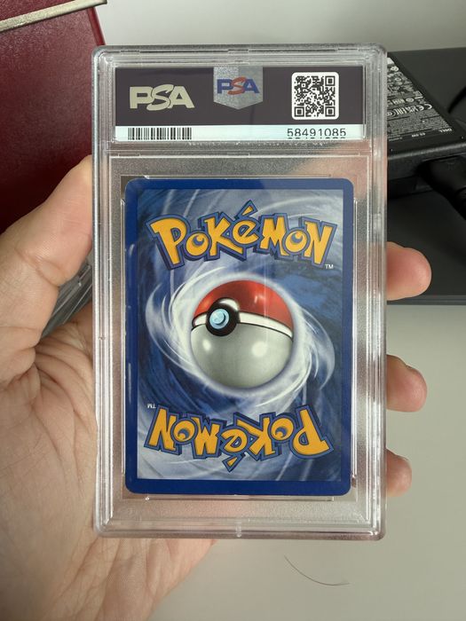 Carta pokemon graded 1st edition machamp base set holo