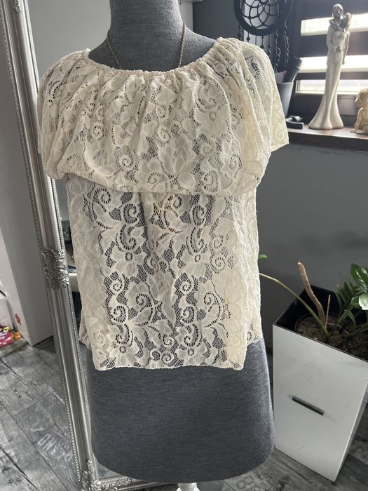 Bluzeczka koronka uniwersalny rozmiar