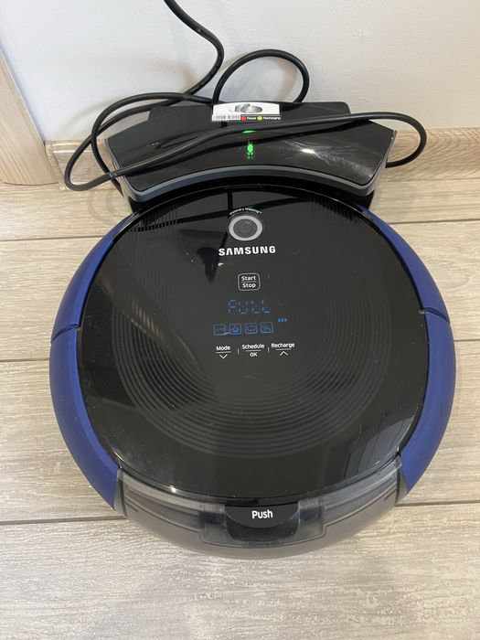 Робот пилосос samsung