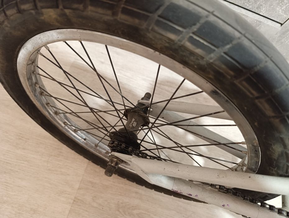 Продам свой BMX на неплохих деталях