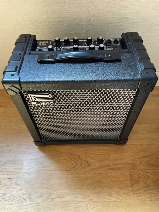 Amplificador de Guitarra Roland Cube 30X
