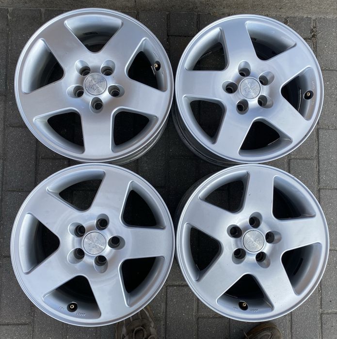 Felgi aluminiowe 15” VW Golf IV Polo Skoda Octavia I Fabia Roomster Scala Seat Ibiza 5x100 ET 38