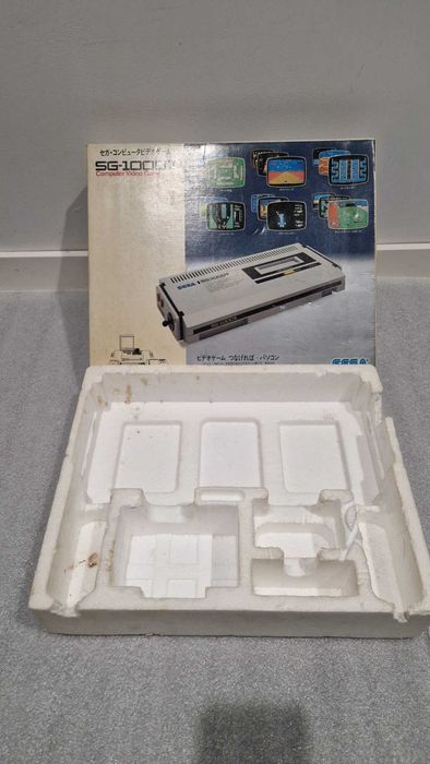 Zestaw: Sega SG-1000 II + BOX + klawiatura Sega SK-1100