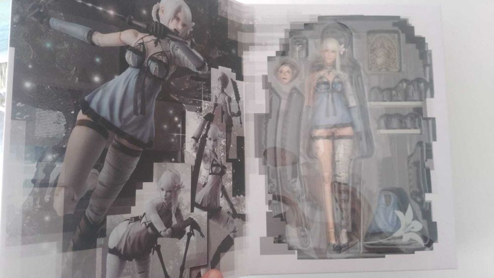 Play Arts Kai - Nier Replicant - Kainé - Selado, Novo