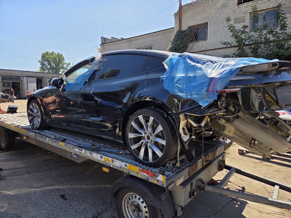 Разборка Tesla Model 3 Highland капот Крыло дверь фара бампер ходовая